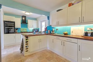 Photo 11- click for photo gallery